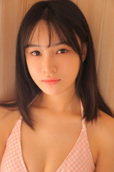 女生胸又大又软是什么原因